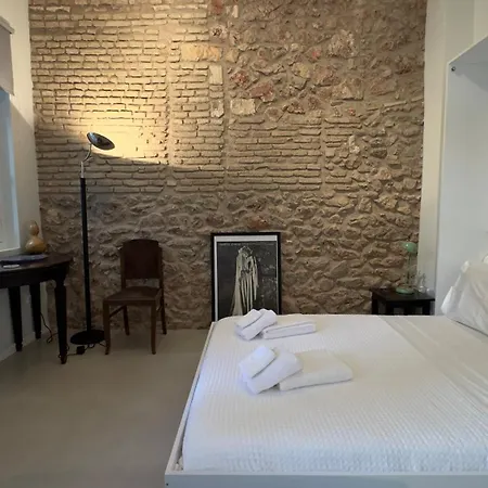 Ermagora House Atelier *